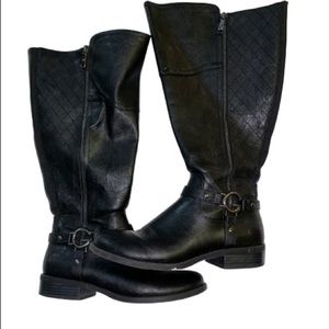 Guess boots